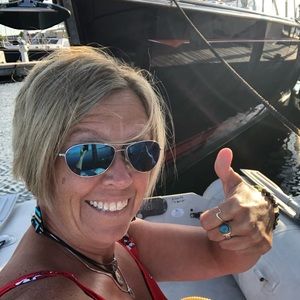 Meet your Posher, Nikki